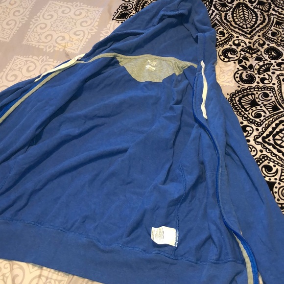 Sweater - Picture 2 of 11